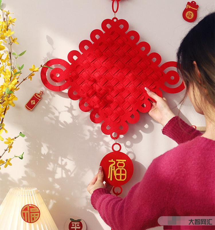 日本發(fā)紅色掛件標(biāo)記中國(guó)旅客