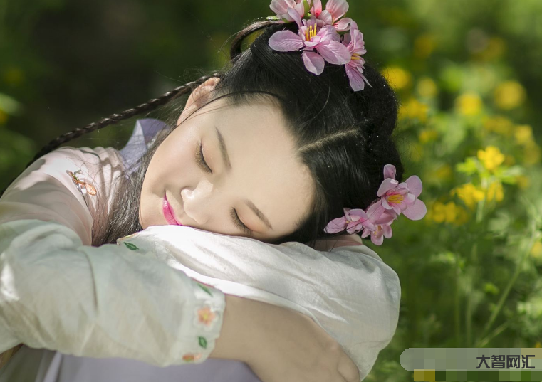 1、豆蔻年華是指多少歲