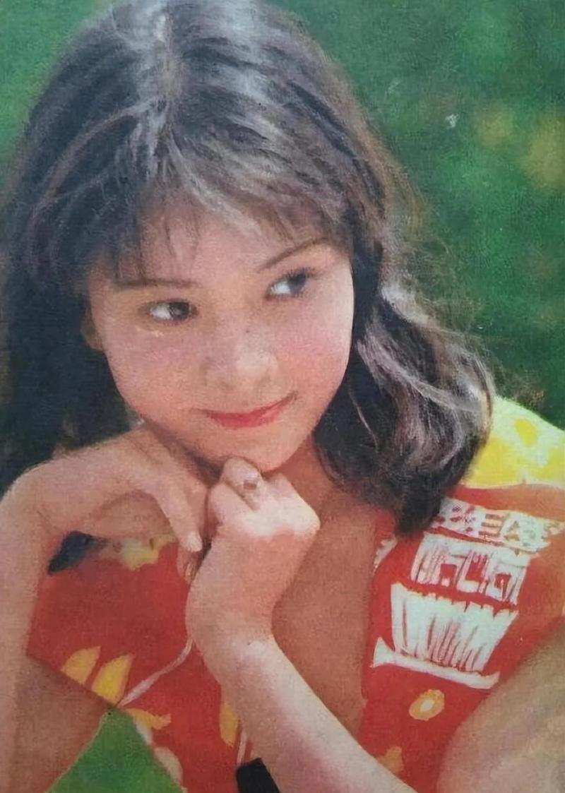 馮遠(yuǎn)征老婆梁丹妮個(gè)人資料-他與大8歲妻子梁丹妮幸福婚姻