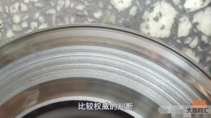 剎車盤多久換一次合適-剎車盤磨損到什么程度要換圖解