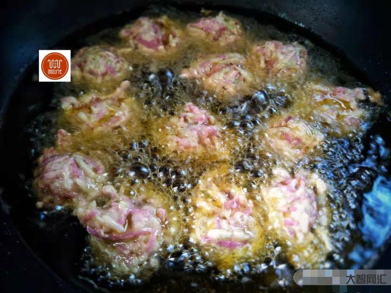炸一大盆丸子要多久能熟-十幾分鐘炸盆蘿卜丸子,外酥里嫩,好吃不貴,比人 炸一大盆丸子要多久能熟-十幾分鐘炸盆蘿卜丸子,外酥里嫩,好吃不貴,比人