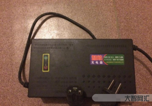 電動車充電電壓升太快-超快充時代來臨!充電越快電量越虛?小鵬汽車發(fā)文“ 電動車充電電壓升太快-超快充時代來臨!充電越快電量越虛?小鵬汽車發(fā)文“