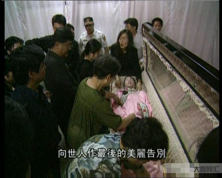 鄧麗君是怎么死的-鄧麗君死亡之謎揭秘:死后左臉上出現巴掌印,兇手指向法 鄧麗君是怎么死的-鄧麗君死亡之謎揭秘:死后左臉上出現巴掌印,兇手指向法
