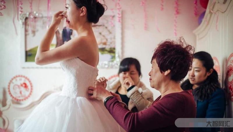 有女兒可以遠嫁嗎-一個離婚女人的忠告:“若有女兒,最好別讓她遠嫁” 有女兒可以遠嫁嗎-一個離婚女人的忠告:“若有女兒,最好別讓她遠嫁”