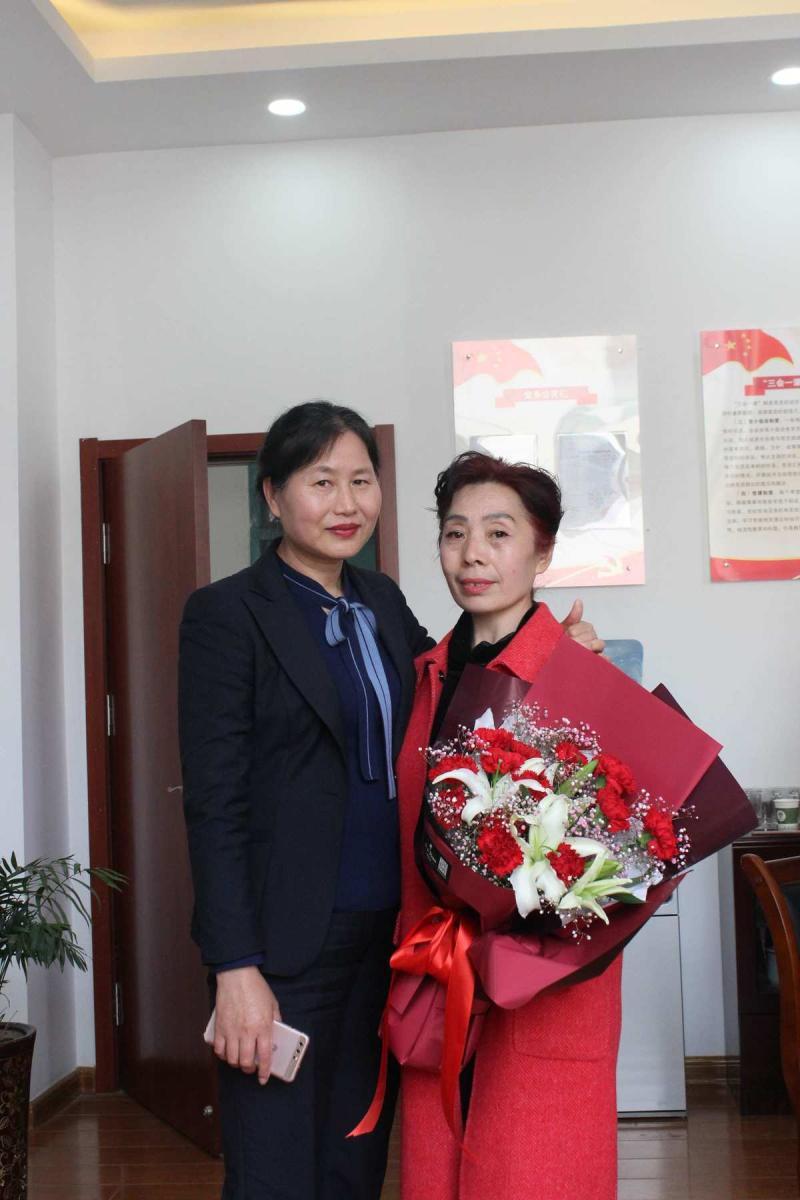 教師二月退休-老教師實行“離崗退養”?男滿30年女滿25年,工齡退休真 教師二月退休-老教師實行“離崗退養”?男滿30年女滿25年,工齡退休真