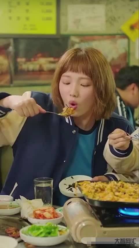 情人說愛情不能當飯吃啊-“我那么愛你，憑什么和我離婚?”“愛情不能當飯