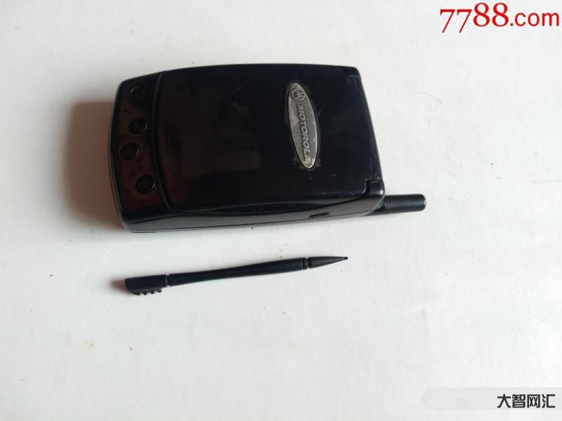 摩托羅拉翻蓋手機-摩托羅拉 razr 2022 使用了45天，不吹不黑