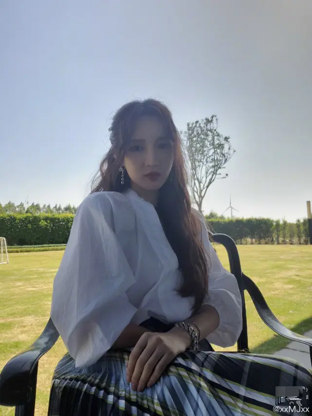 孟佳說不能接受結過婚的伴侶-姐學2.0:孟佳張含韻談婚姻觀,非恐婚只是找不到結婚的理由 孟佳說不能接受結過婚的伴侶-姐學2.0:孟佳張含韻談婚姻觀,非恐婚只是找不到結婚的理由
